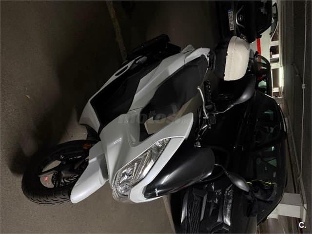 Honda PCX 125 – Vista 2