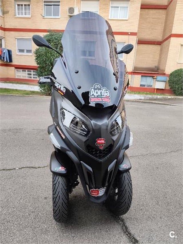 Piaggio MP3 Exclusive 530 – Vista 1