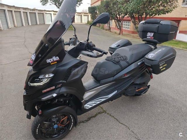 Piaggio MP3 Exclusive 530 – Vista 3
