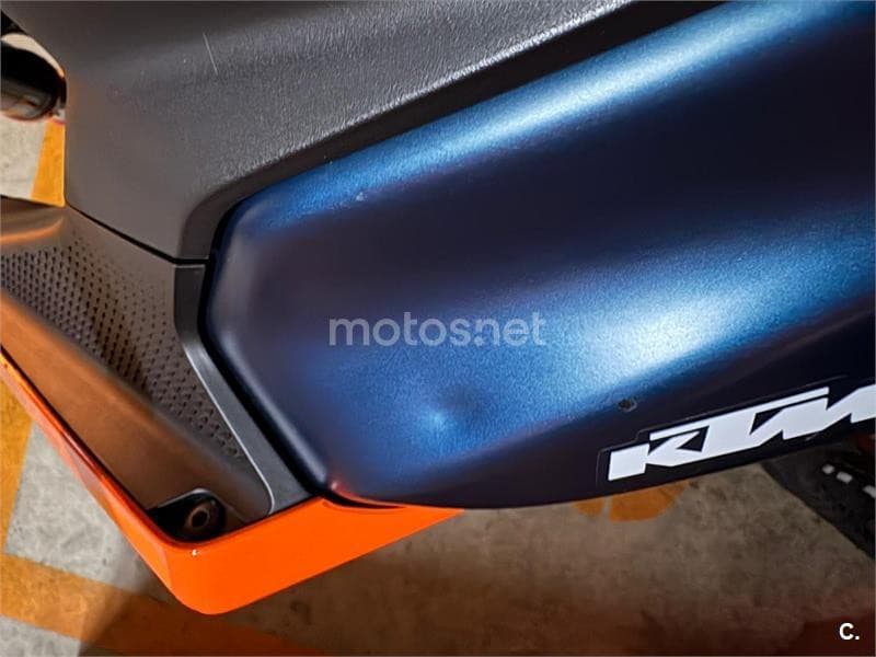 KTM 125 – Vista 10