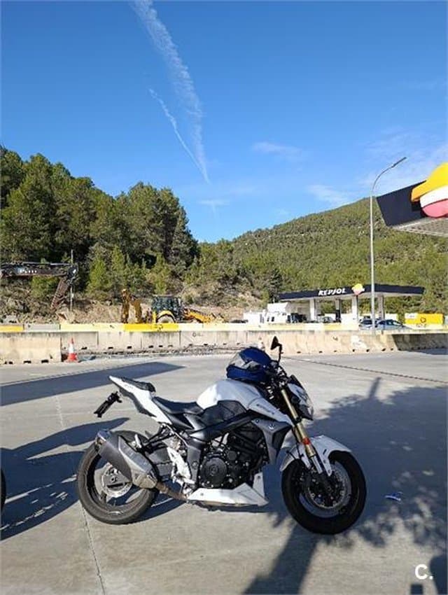 Suzuki GSR 750 4700 € 2015 Barcelona - 4