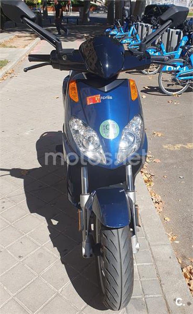 Aprilia Sportcity One 125 1100 € 2010 Madrid - 2