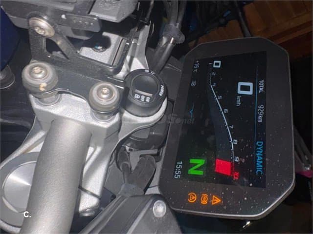 BMW F 900 R – Vista 2