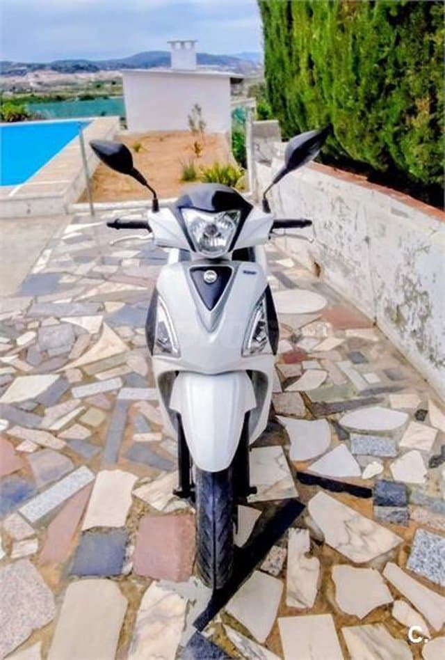 SYM Symphony ST LC – Vista 3