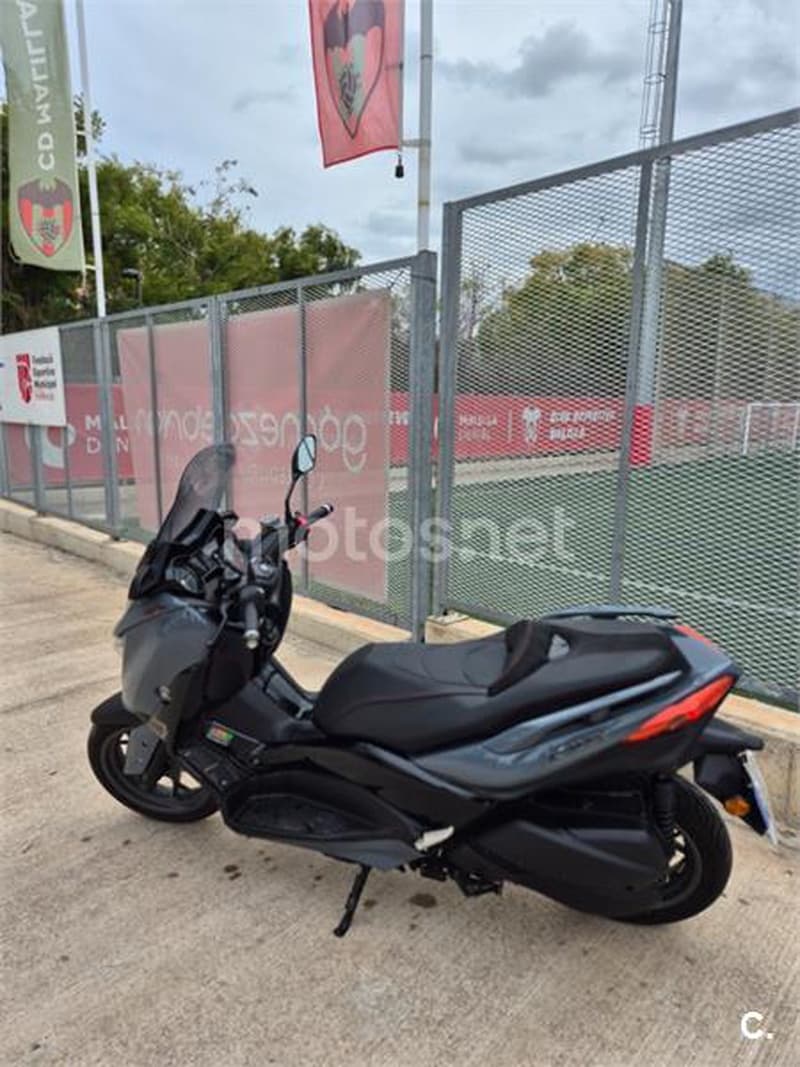 Yamaha XMAX 300 5499 € 2022 Valencia - 3