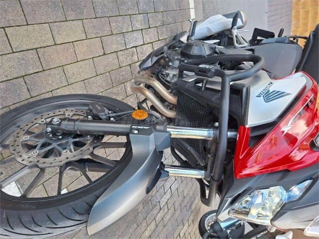 Honda CB 500 X – Vista 3