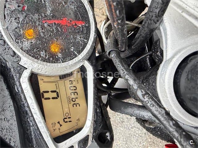 Triumph Street Triple R 5200 € 2015 Barcelona - 8