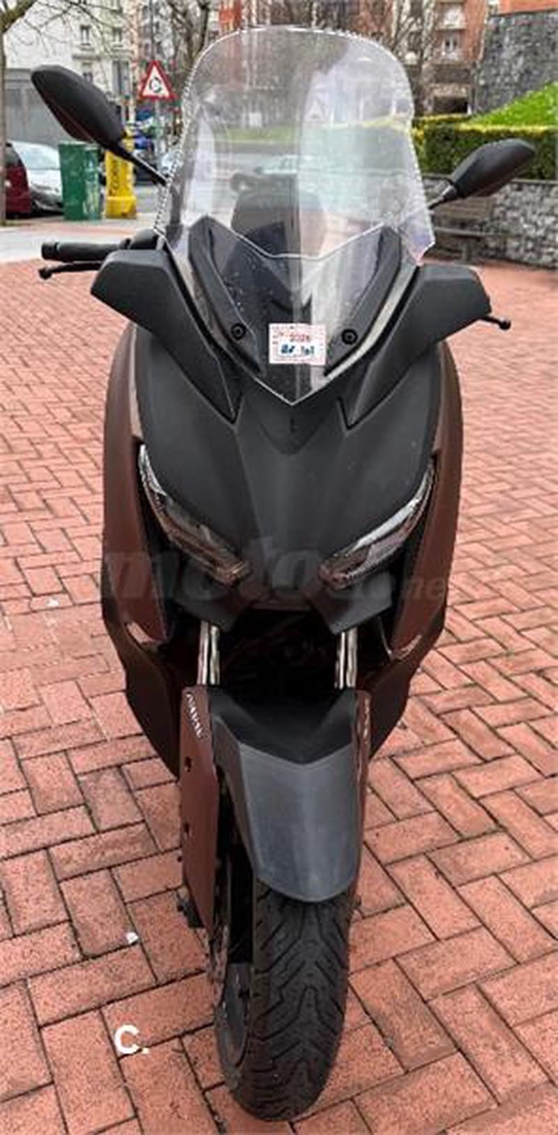 Yamaha XMAX 300 – Vista 2