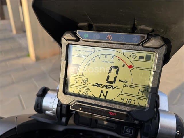 Honda X-ADV – Vista 6