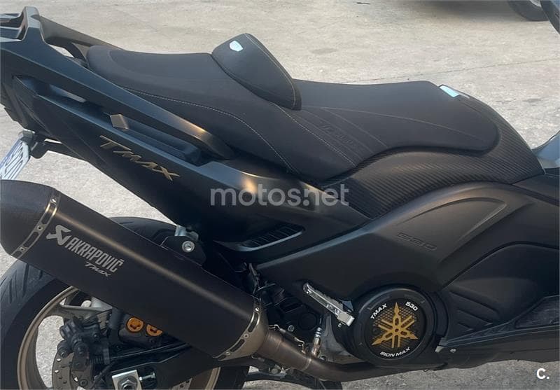 Yamaha TMAX – Vista 1