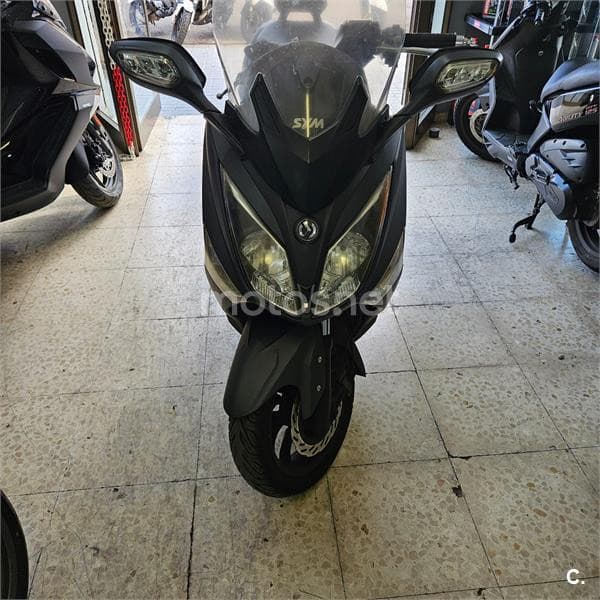 SYM Joymax 300 1450 € 2015 Barcelona - 4