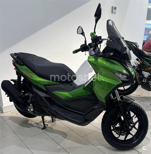 Aprilia SR GT 125 2300 € 2021 Barcelona - 1