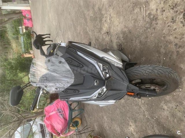 Kymco DTX 125 – Vista 3