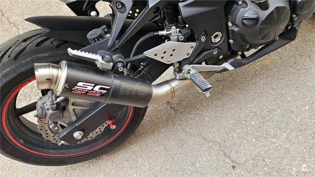 Kawasaki Z 750 – Vista 3