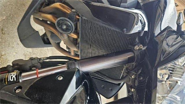 Kawasaki Z 750 – Vista 4