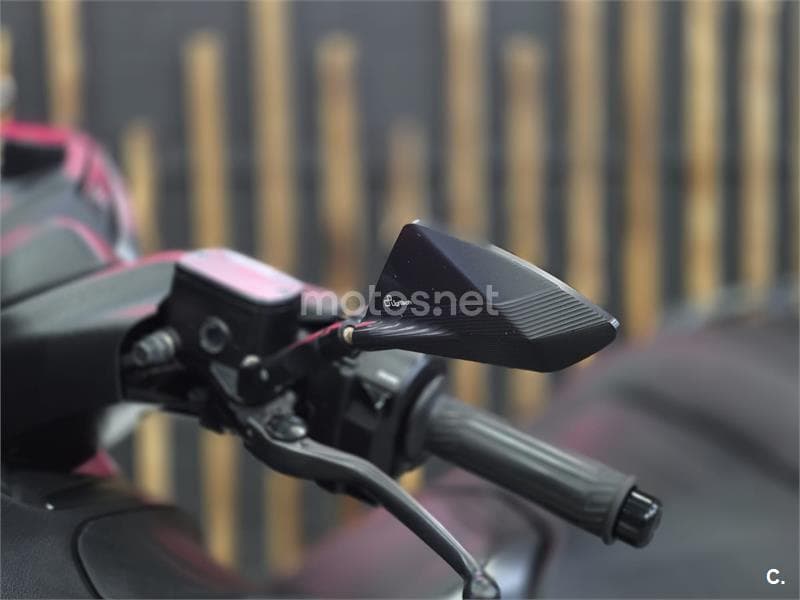 Yamaha TMAX 560 TECH MAX – Vista 29