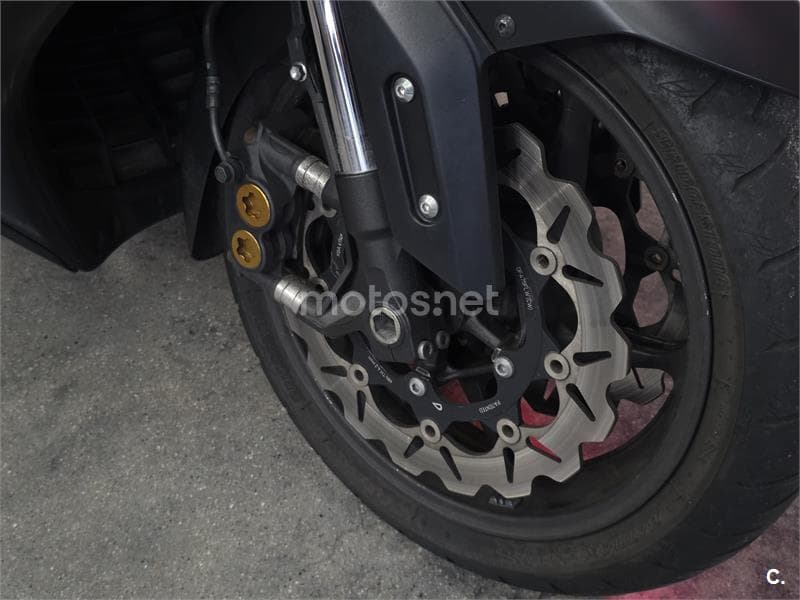 Yamaha TMAX 560 TECH MAX – Vista 4