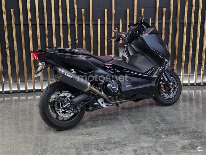 Yamaha TMAX 560 TECH MAX – Vista 6