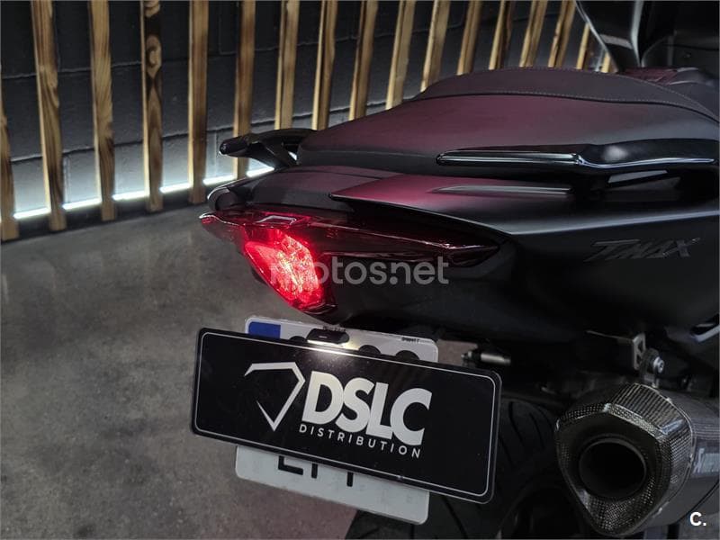 Yamaha TMAX 560 TECH MAX – Vista 9