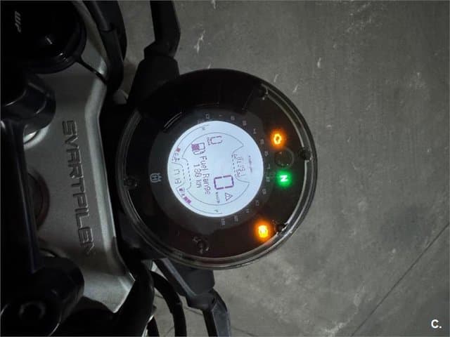 Husqvarna Svartpilen 125 – Vista 5