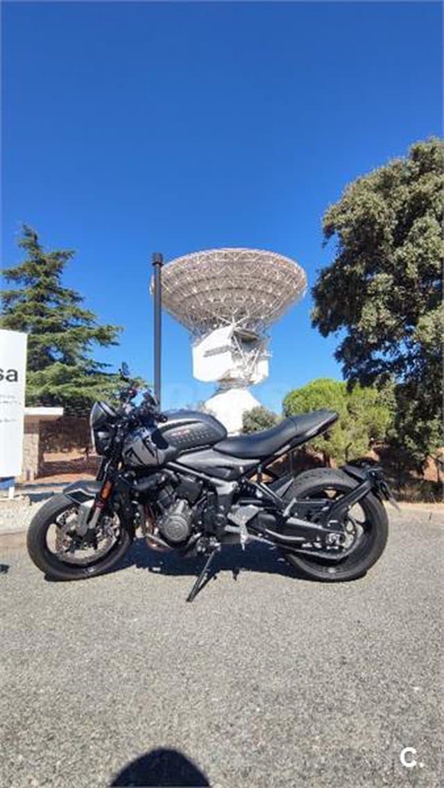Triumph Trident 660 6000 € 2022 Toledo - 1