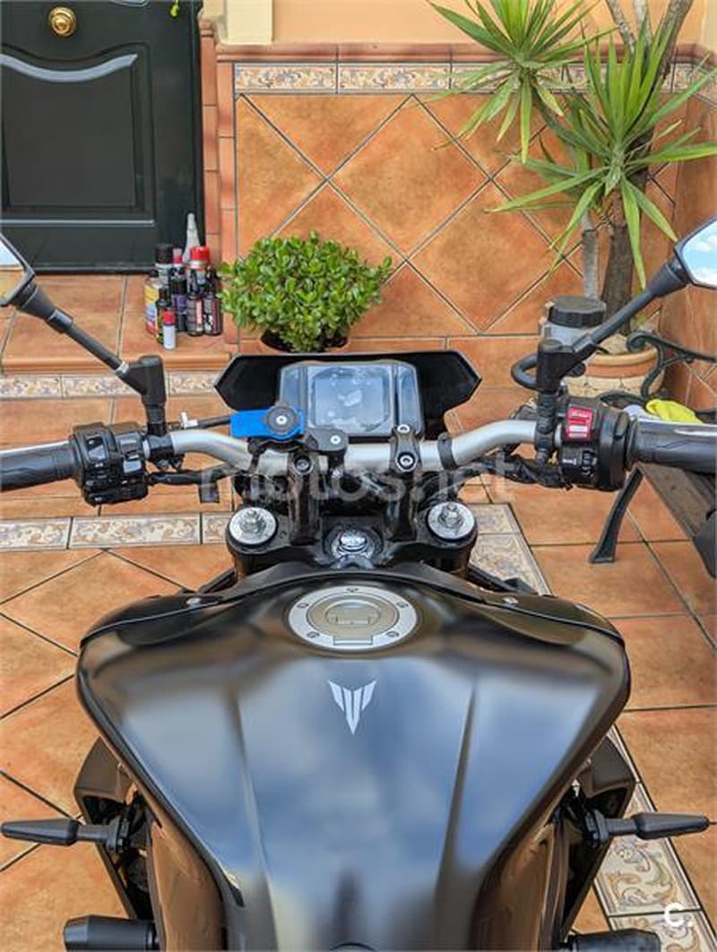 Yamaha MT 09 – Vista 7