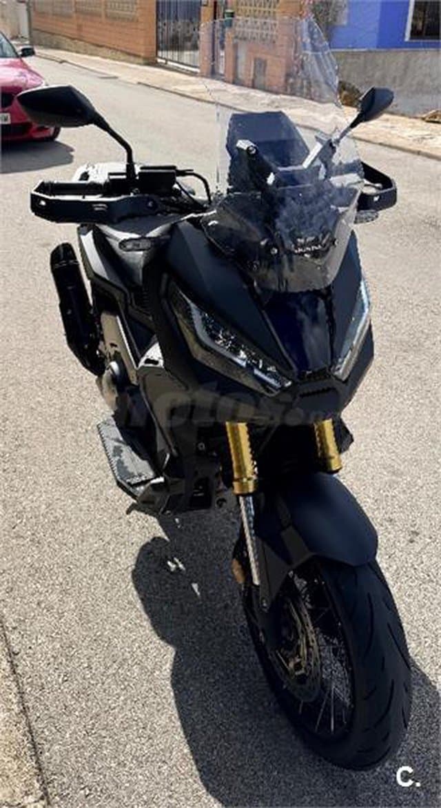 Honda X-ADV – Vista 4