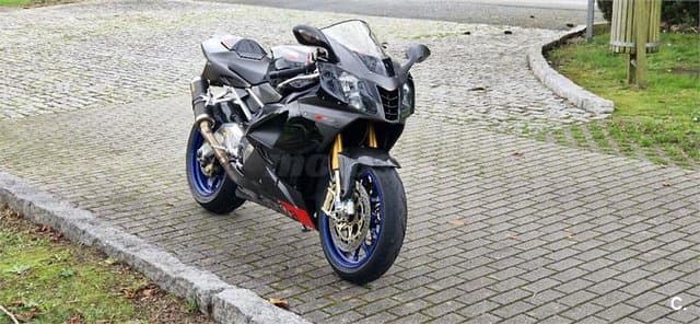 Aprilia RSV 1000 R – Vista 4