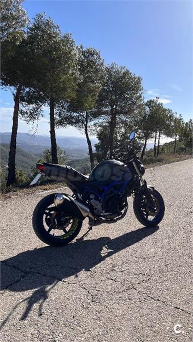 Suzuki SV 650 – Vista 2