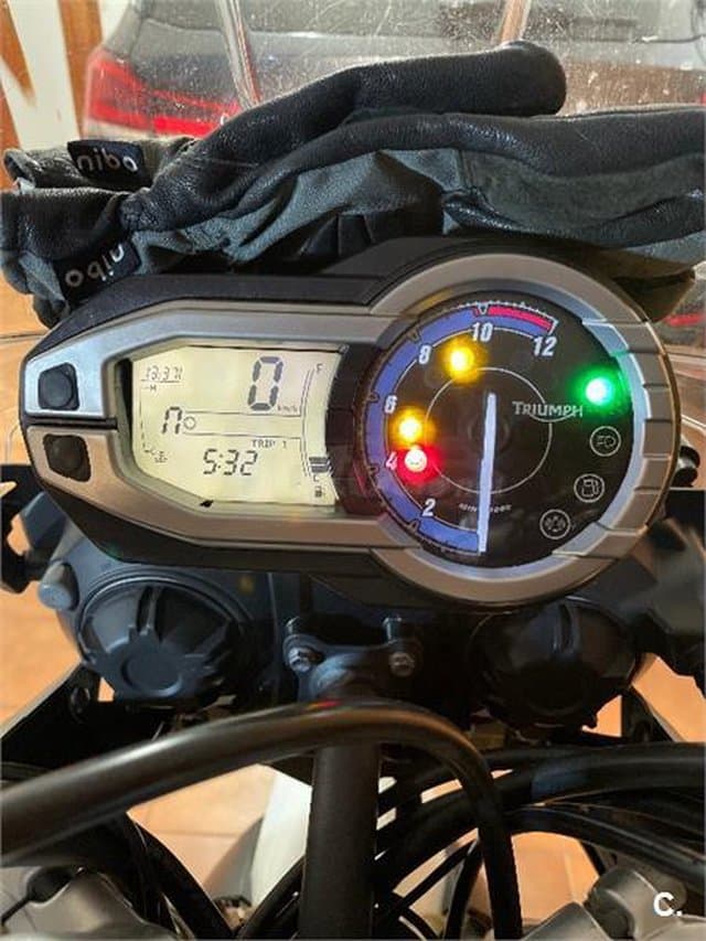 Triumph TIGER 800 ABS 4999 € 2011 Girona - 4