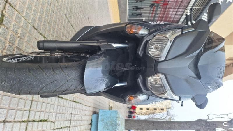 Yamaha XMAX 400 – Vista 3