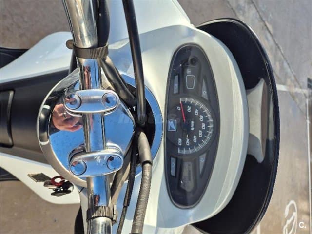 Honda PCX 125 – Vista 4