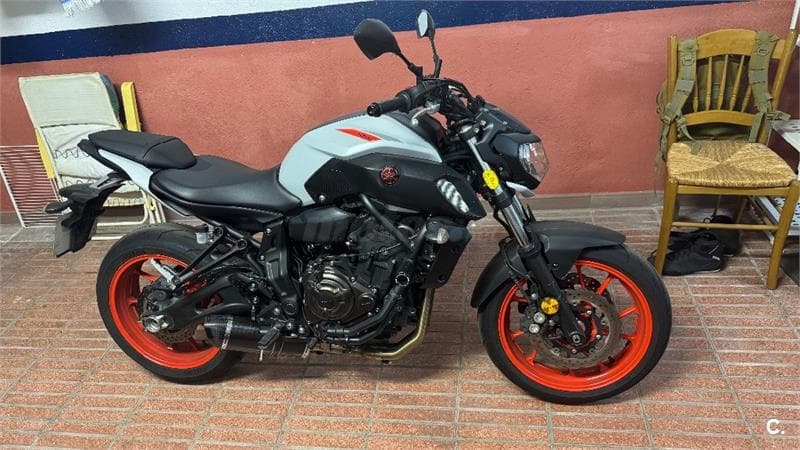Yamaha MT-07 – Vista 4