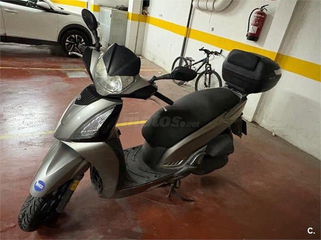 Kymco People 125 GTi 1000 € 2012 Málaga - 5