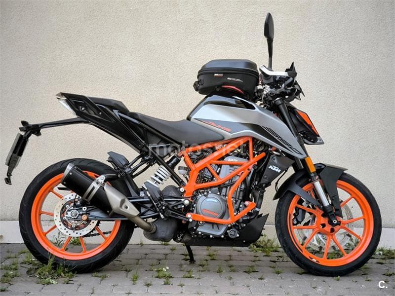 KTM 390 – Vista 13