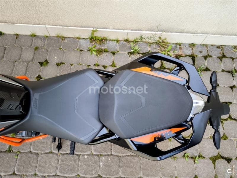 KTM 390 – Vista 6