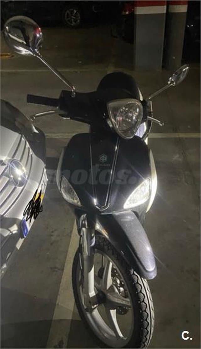 Piaggio LIBERTY 125 4T – Vista 3