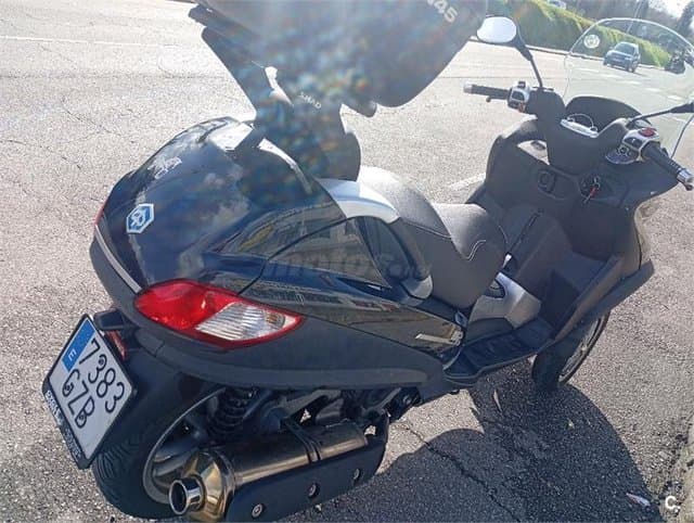 Piaggio MP3 400 RST – Vista 2
