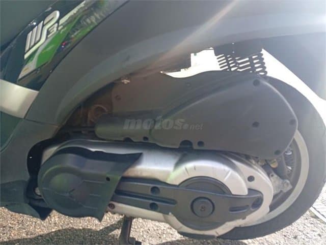 Piaggio MP3 400 RST – Vista 8