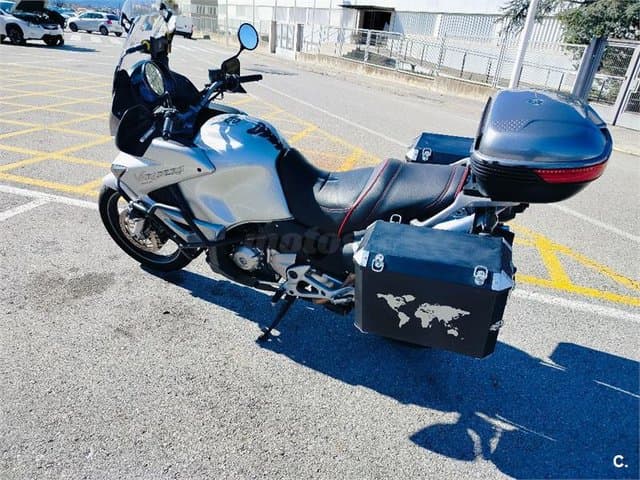 Honda VARADERO XL1000V C-ABS – Vista 2