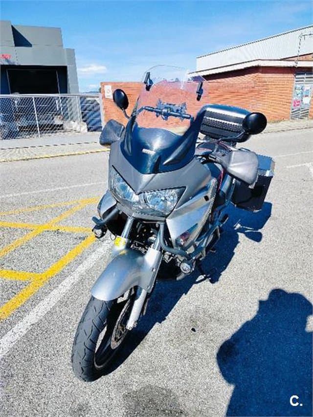 Honda VARADERO XL1000V C-ABS – Vista 8