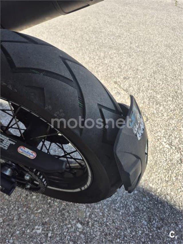 Benelli TRK 502 – Vista 3