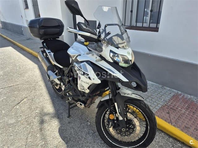 Benelli TRK 502 – Vista 7