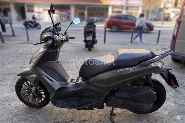 Piaggio Beverly 300 – Vista 2