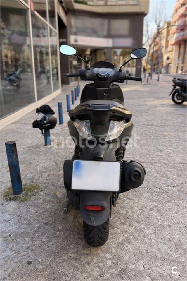 Piaggio Beverly 300 – Vista 7