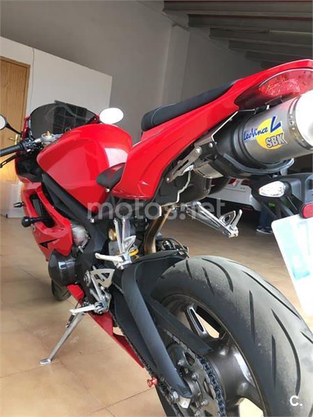 Triumph DAYTONA 675 – Vista 2