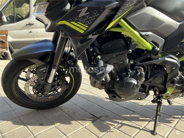 Kawasaki Z 900 – Vista 5