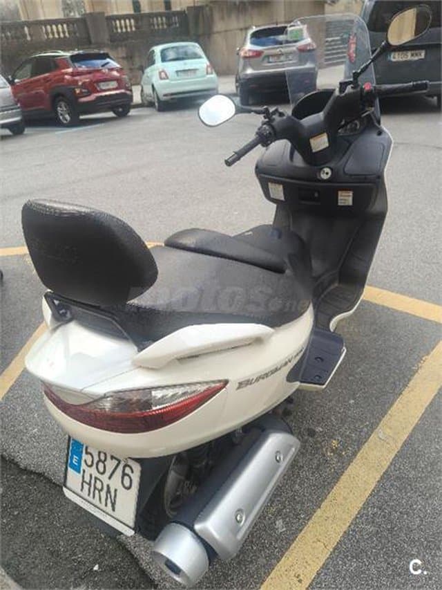 Suzuki BURGMAN 200 1700 € 2017 Navarra - 2