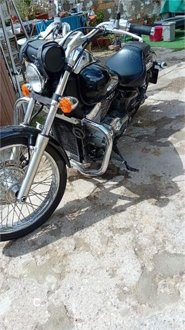Honda VT 750 DC Shadow Spirit – Vista 1