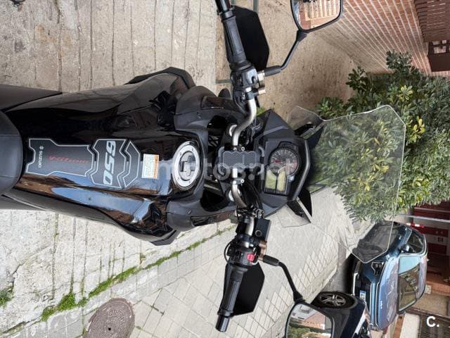 Suzuki V-Strom 650 ABS – Vista 3